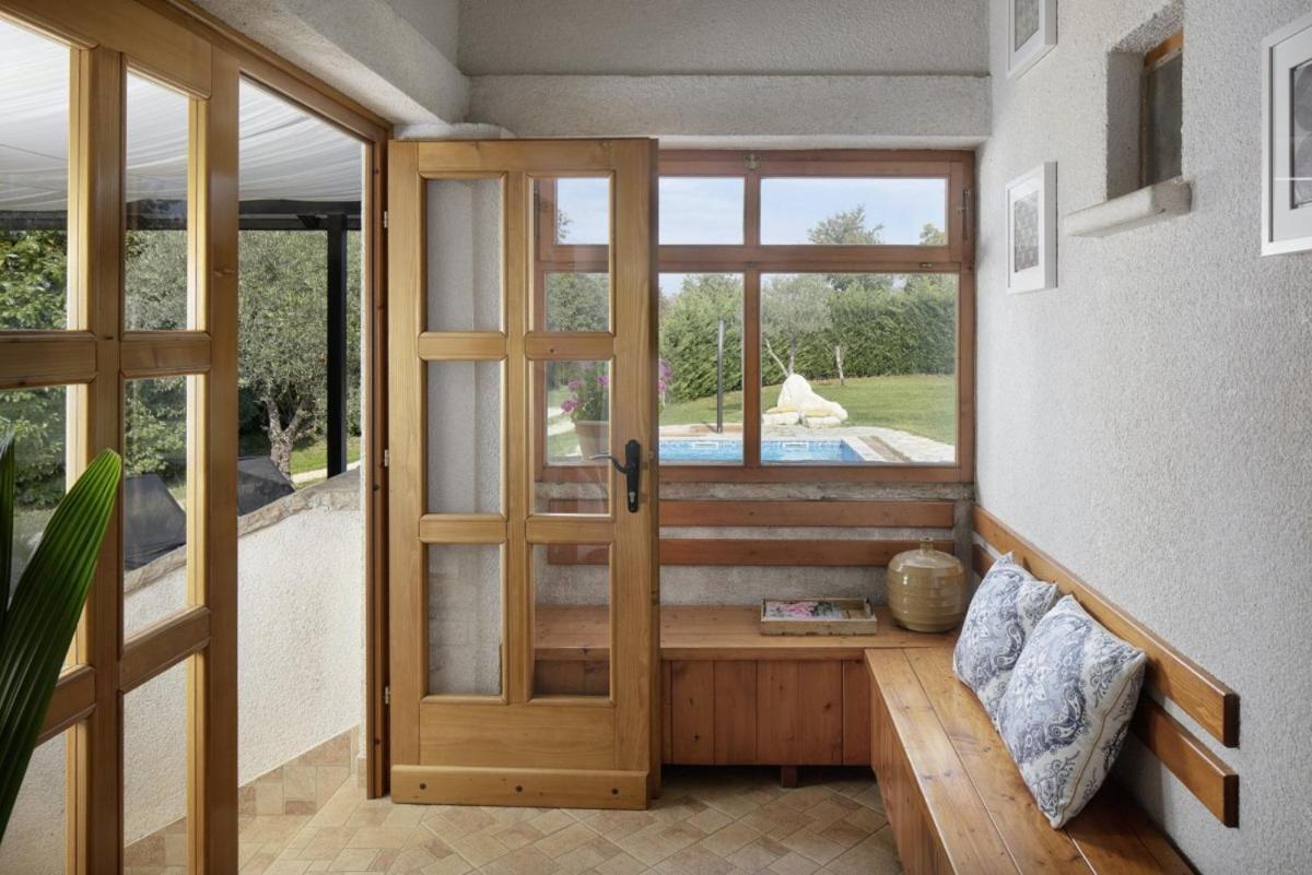 Bella Collina In Krajcar Brijeg - Haus Fuer 4-5 Personen