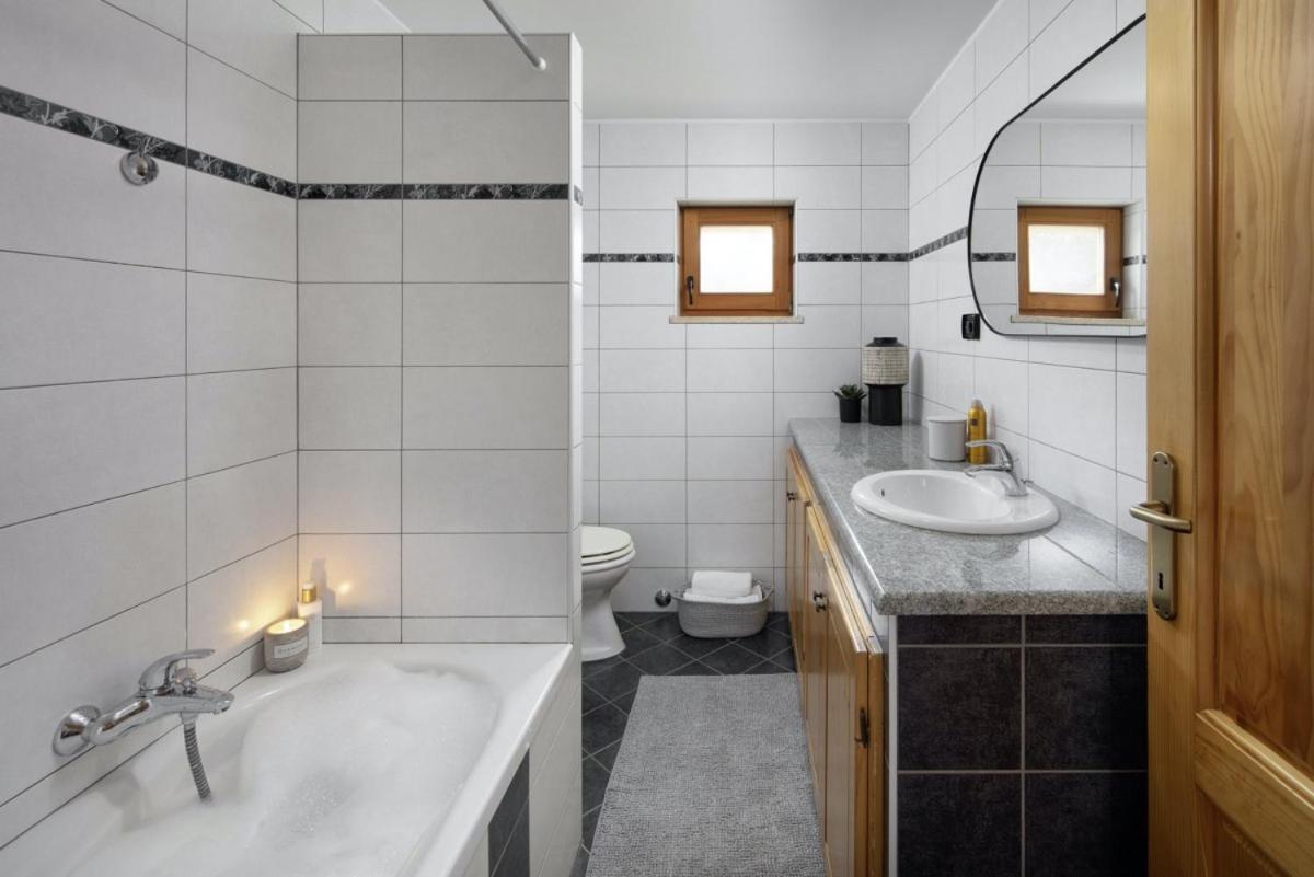 Bella Collina In Krajcar Brijeg - Haus Fuer 4-5 Personen Vila Žminj